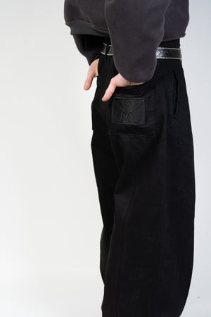 Changi black jean
